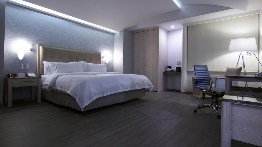 Holiday Inn Express Mexico- Toreo, an IHG Hotel Exterior foto